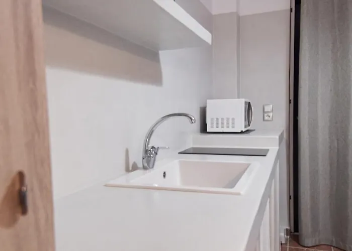 Fermina Kaga Kythnosuites * Mérichas