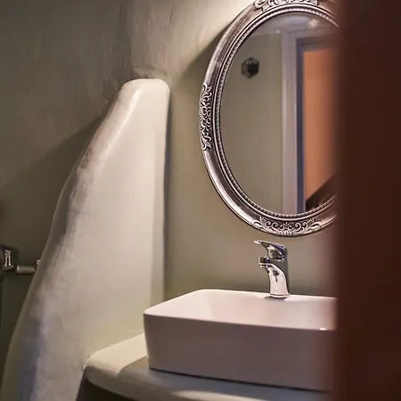 아파트 Fermina Kaga Kythnosuites